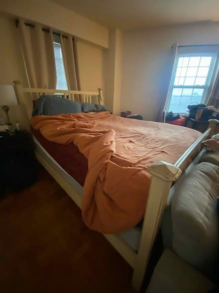 Photo of free Queen Size Bed frame (Near Downtown) #3