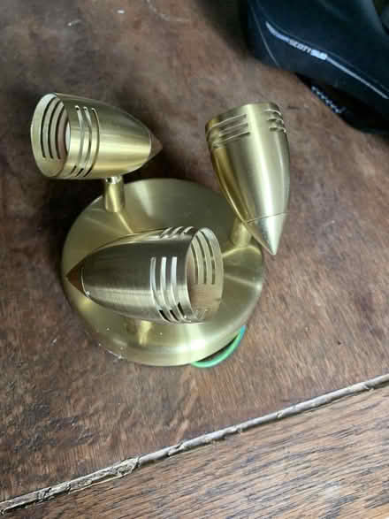 Photo of free Bathroom light fighting (Kendal LA9) #1