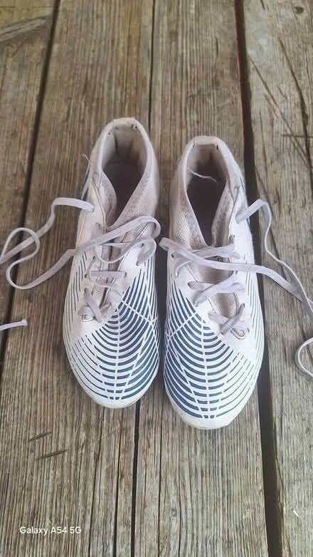 Photo of free Football boots predator (Maidstone, ME15) #2
