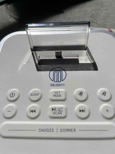 Photo of free Alarm clock/radio/iphone charger (Bromley BR1) #3