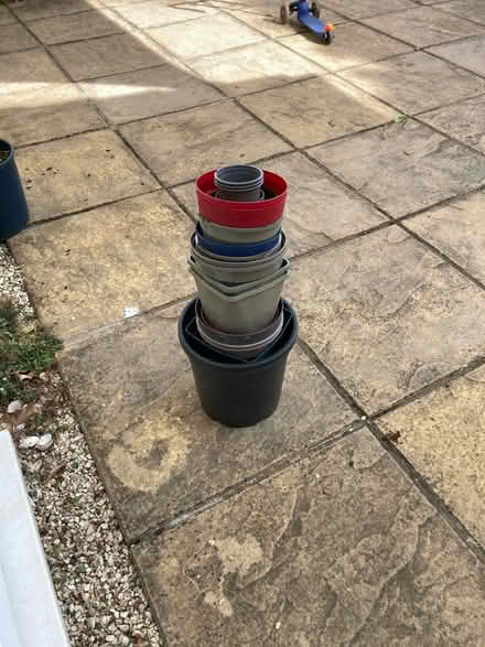 Photo of free Flower pots (Oakridge - RG21) #1