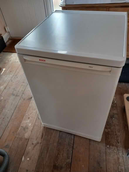 Photo of free Fridge (CT5) #1