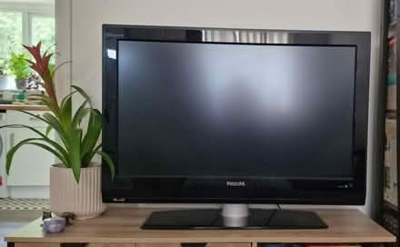 Photo of free TV Philips Plasma 42" (Little Heath CV6) #1