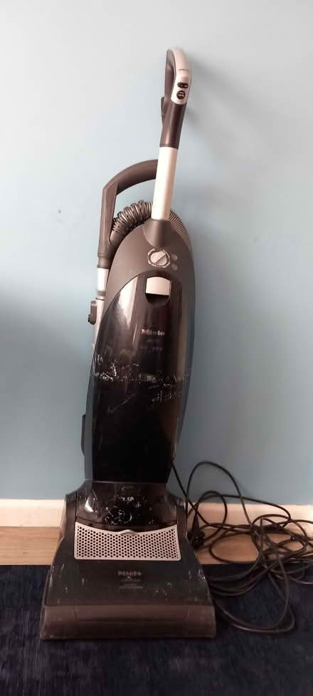 Photo of free Miele S7210 1800W Vacuum Cleaner (Little Heath RG31) #1