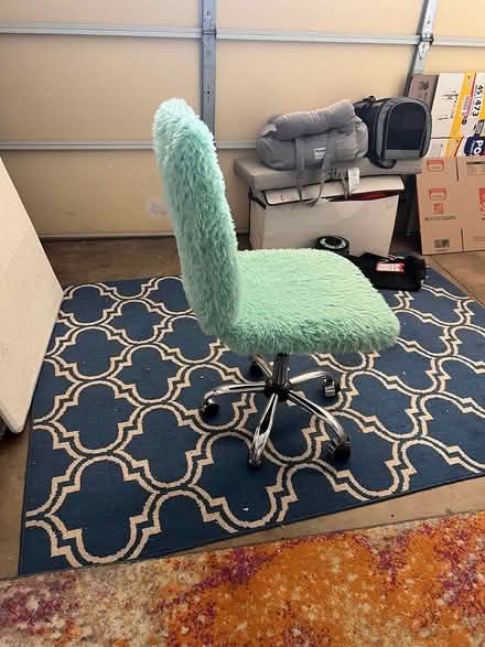 Photo of free Office/desk chair (Maili)