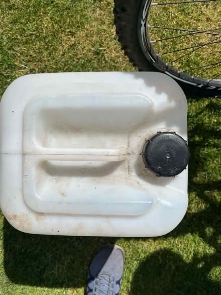 Photo of free Plastic liquid container with lid (Hitchin Herts) #2