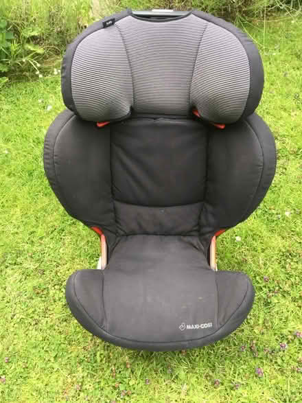 Photo of free Maxi Cosi car seat (Haywards Heath - Wickham Way) #1
