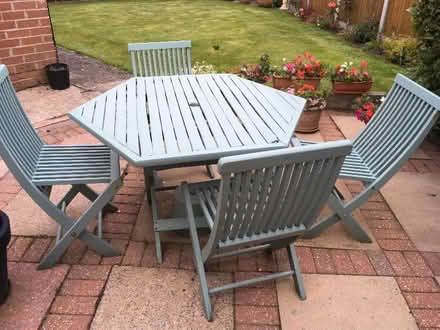 Photo of free Garden Table and four chairs (Timperley WA15) #1