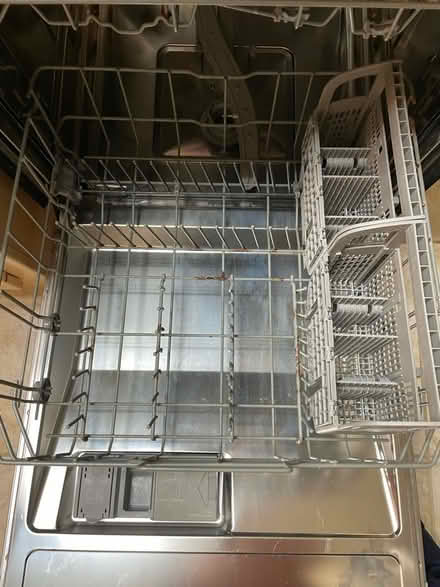 Photo of free Bosch Dishwasher (South side; King’s Crossing) #3