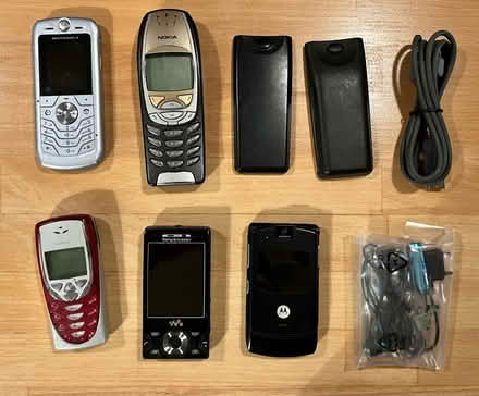 Photo of free 5 mobile phones (Shepherds Bush) #1