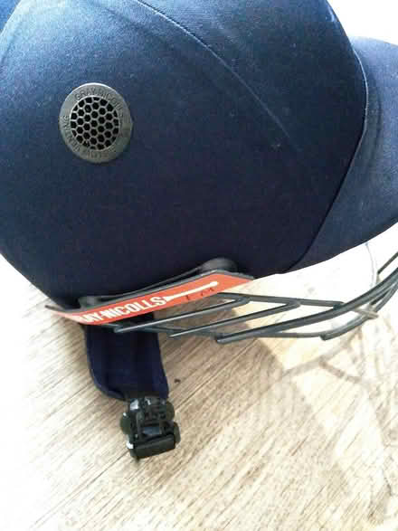 Photo of free Cricket helmet (Newbridge BA1) #2