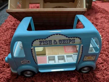 Photo of free Sylvanian family shells (Crown Wood RG12) #1