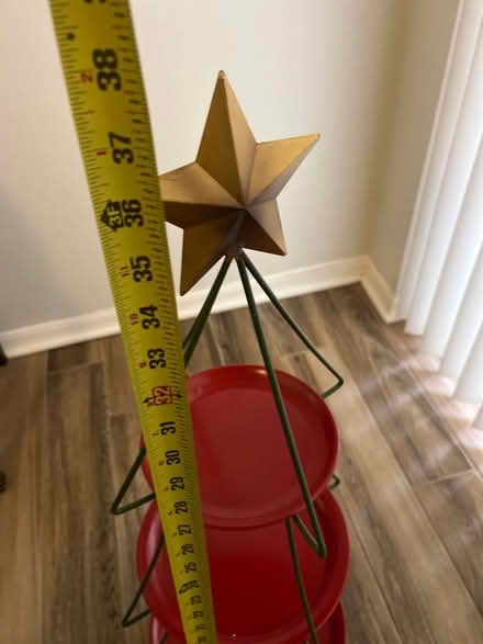 Photo of free Christmas tree serving tower (Westchase Fl) #2