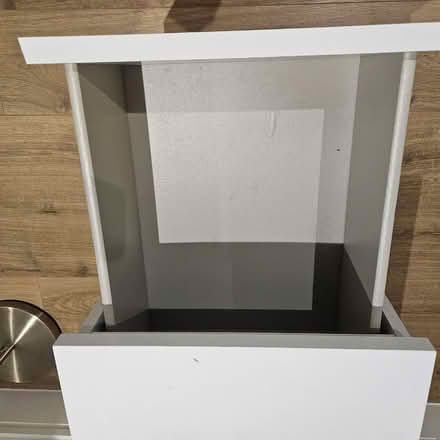 Photo of free Small chest of drawers (The Nurserylands TW12) #2