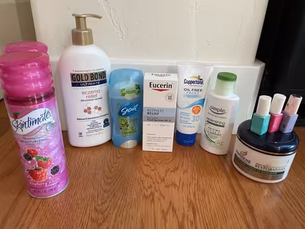 Photo of free Assorted body lotions (85/Saratoga Ave) #1