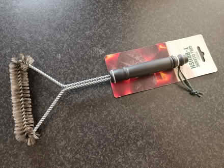 Photo of free BBQ cleaning brush (Royston SG8) #1