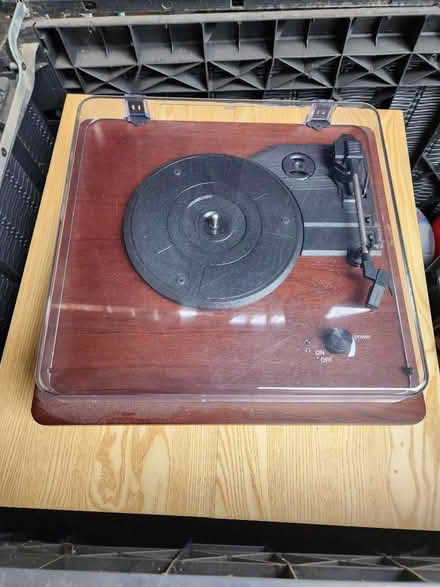 Photo of free Turntable (Borehamwood) #1