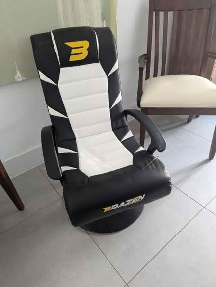 Photo of free Children's gaming chair (Petersfield Ward CB1) #1