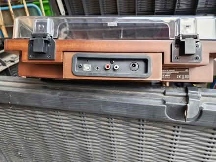 Photo of free Turntable (Borehamwood) #4