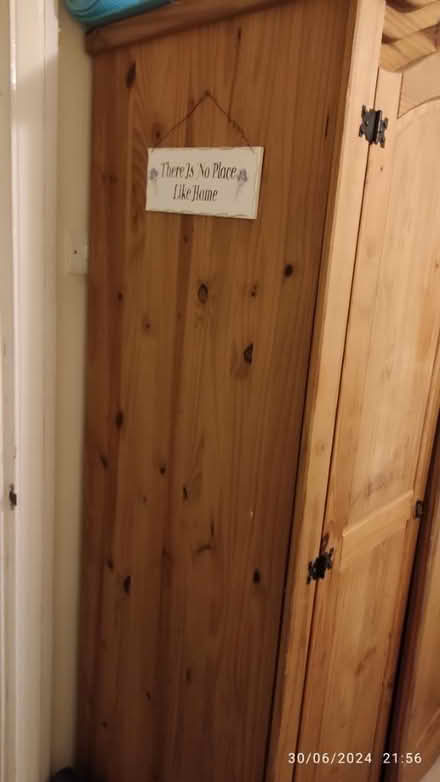 Photo of free Wardrobe in good usable condition (SE19) #2