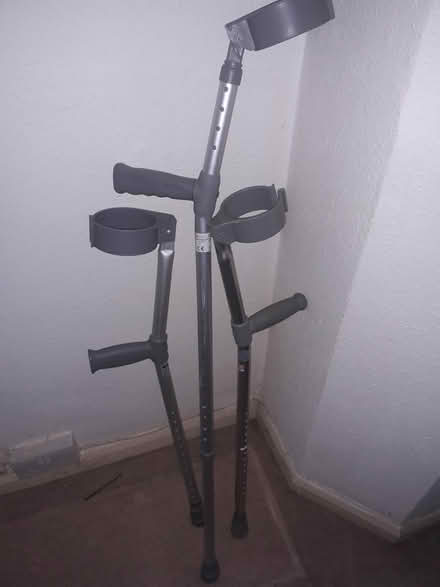 Photo of free Crutches (WC1N Bloomsbury) #1