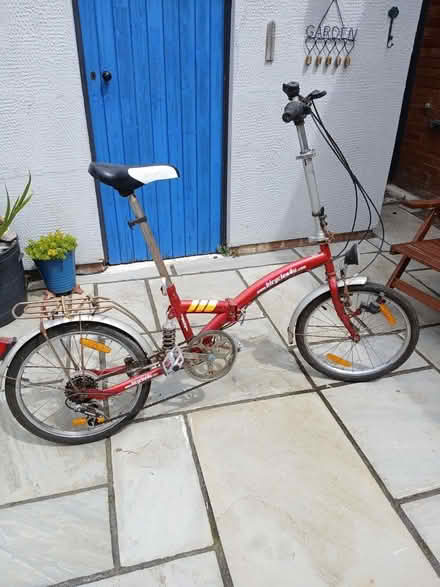 Photo of free FOLD UP BIKE w/ Shimano gears and suspension -bicycles4u.com (Arlesey SG15) #1
