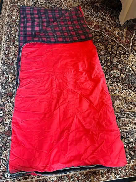 Photo of free red sleeping bag (near Cabin John Village) #1