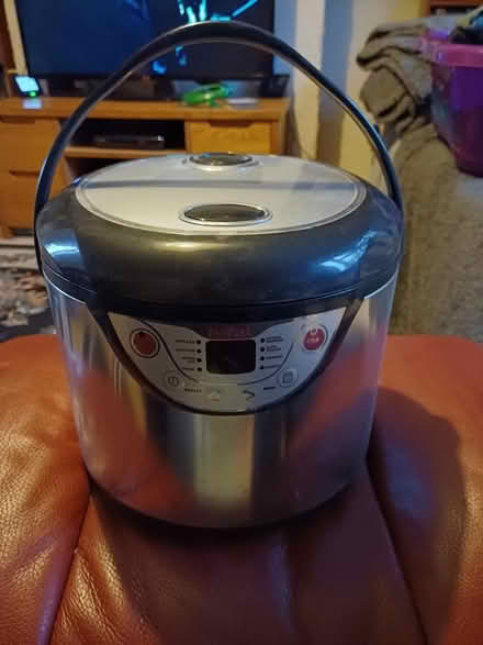 Photo of free Multi cooker (Bushey North WD23) #1