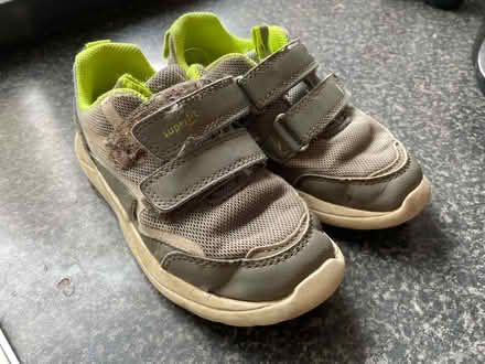 Photo of free Size 12 children show (Buxton) #2