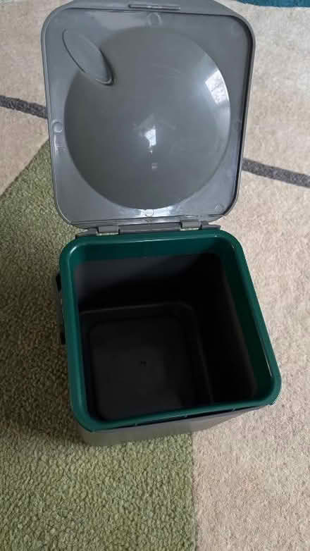 Photo of free Food Waste Caddy (DA4) #1