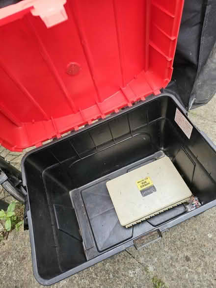 Photo of free Fishing box (TW8) #2