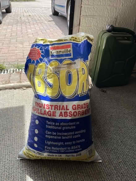 Photo of free Most of a bag of Spillage Absorbent (CT6) #1