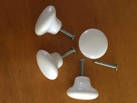 Photo of free 4 Porcelain cupboard door knobs (Little Heath RG31) #1