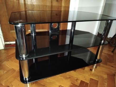Photo of free Glass TV stand (Windsor Town Centre - SL4) #2