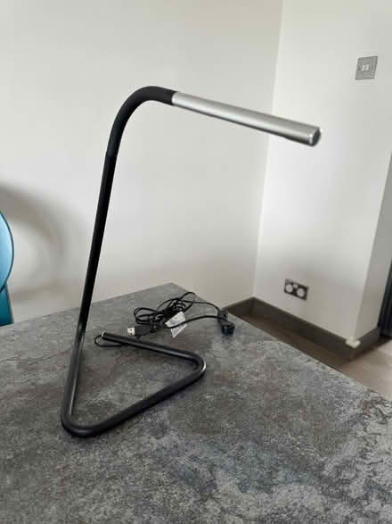 Photo of free Led USB Desk Lamp, black/silver (Cubitt Town E14) #1