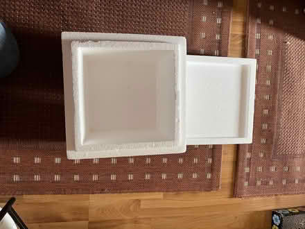 Photo of free Polystyrene cold box (about 25cm square) (Torbrex FK7) #3