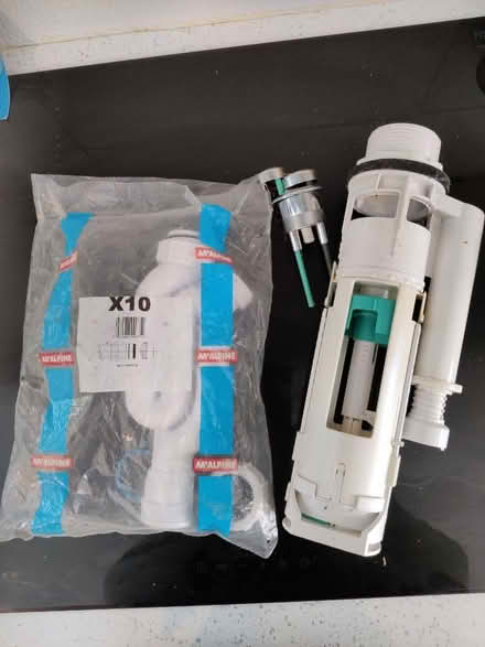Photo of free Bag of plumbing bits (Markinch KY7) #2