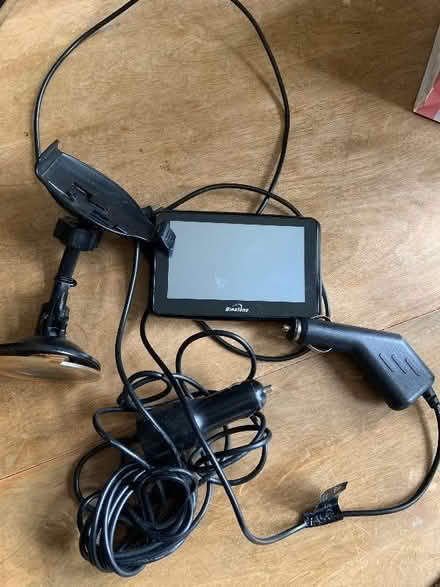 Photo of free Satnav (Hailsham BN27) #1