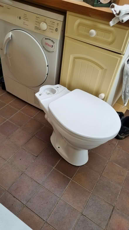 Photo of free White Toilet VGC (Dunkeswell EX14) #2