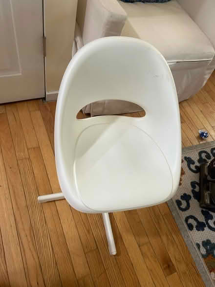 Photo of free White IKEA kids chair (Woodfield Rd &Airpark Rd) #1
