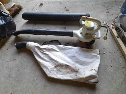 Photo of free Leaf blower (Wethersfield CM7) #1