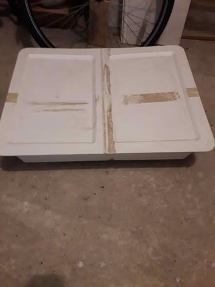 Photo of free Flat plastic box (HP3 Apsley) #2