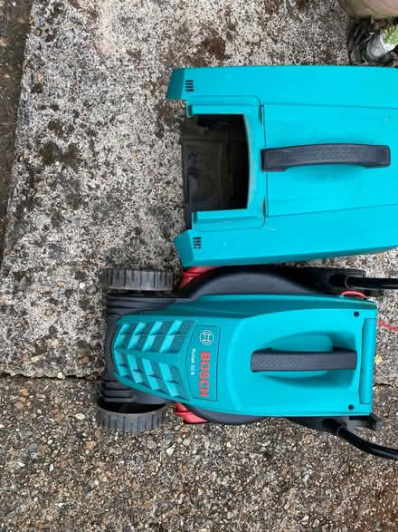 Photo of free Lawnmower (St Albans AL2) #2