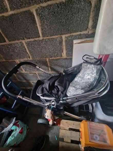 Photo of free pram and car seat (Camden NW1) #1