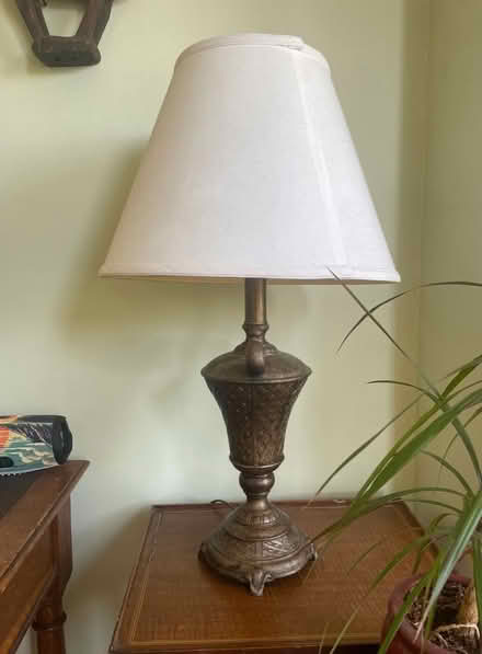 Photo of free Large table lamp (Columbia Heights) #1
