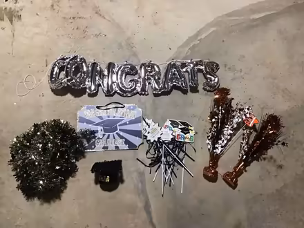Photo of free Graduation Decor (Thompson/Harmony - Middletown) #1
