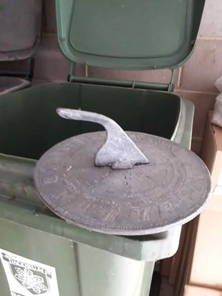 Photo of free Sundial Gnomon (HP3 Apsley) #2