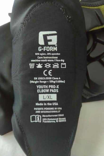 Photo of free G-FORM elbow and knee pads small (Stirchley/Kings Heath B30) #4