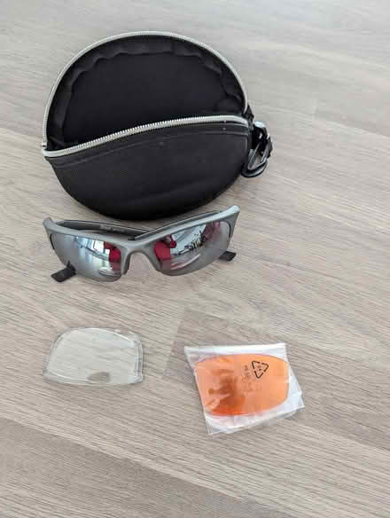 Photo of free Sunglasses (Huntley) #2
