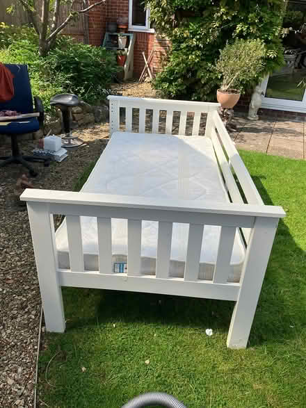 Photo of free Queen/ single bunk bed (Swindon SN25) #1